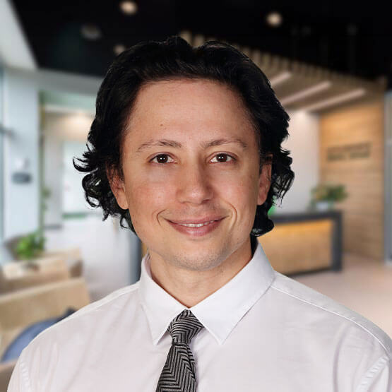 Dr. Justin Cifuni, Periodontist