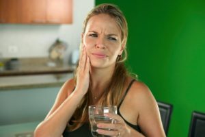 woman with sensitive teeth